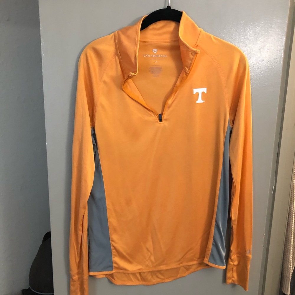 Tennessee pullover.